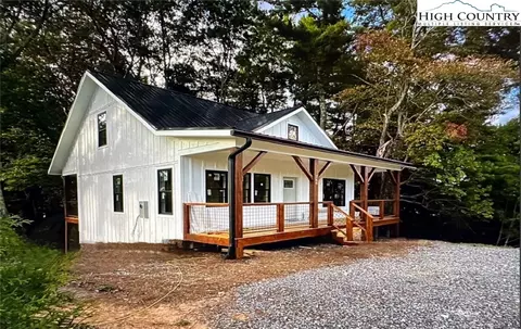 268 B Harper Ln, Deep Gap, NC 28618