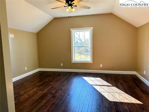 268 B Harper Ln, Deep Gap, NC 28618 photo 16