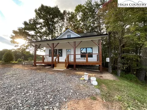 268 B Harper Ln, Deep Gap, NC 28618 photo 4