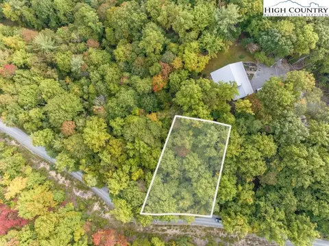 303 Poplar Rd, Beech Mountain, NC 28604 photo 3