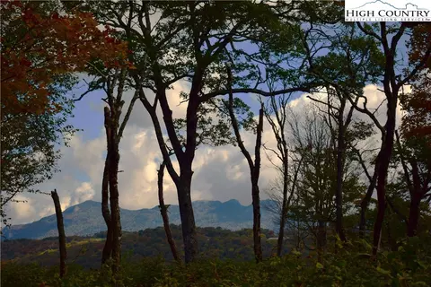 Lot 187 Green Cliffs Road, Sugar Mountain, NC 28604