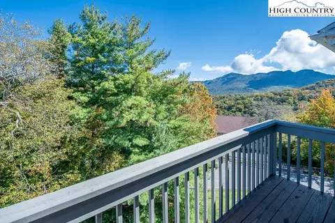 161 Skyleaf Dr #E-14, Sugar Mountain, NC 28604