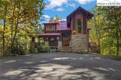 635 Old Stillhouse Rd, Lenoir, NC 28645