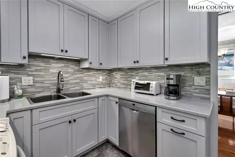 170 Teaberry Dr, Boone, NC 28607 photo 14