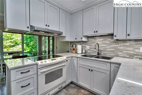 170 Teaberry Dr, Boone, NC 28607 photo 11