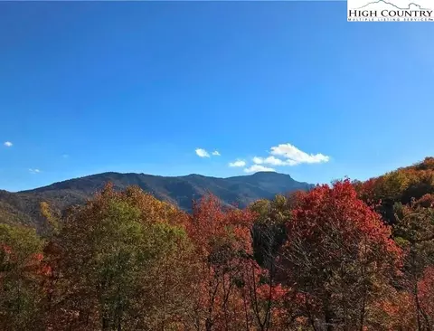 185 Hawks Peak Ln #411, Seven Devils, NC 28604