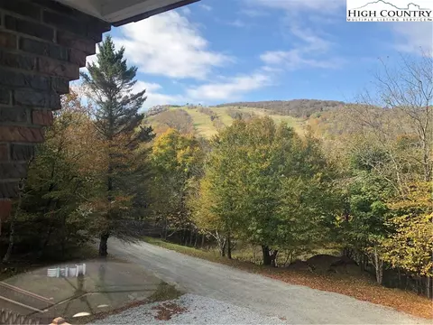 104 Snowplow Ln #5, Beech Mountain, NC 28604 photo 14