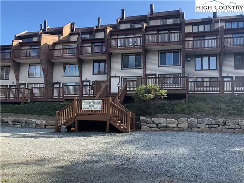 104 Snowplow Ln #5, Beech Mountain, NC 28604