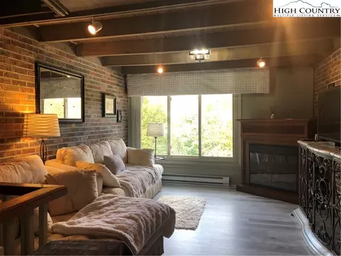 104 Snowplow Ln #5, Beech Mountain, NC 28604 photo 9