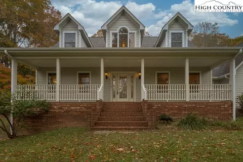 153 Brandiwood Dr, West Jefferson, NC 28694