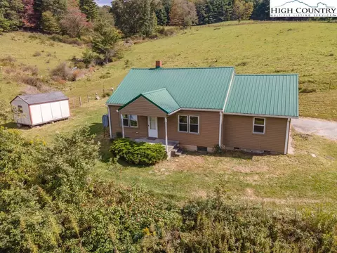 445 S Laurel Fork Rd, Laurel Springs, NC 28644