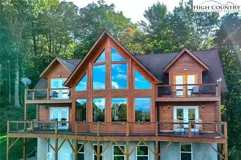 200 Briar Rose Trl, Boone, NC 28607