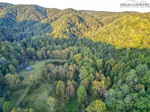 8405 Elk Creek Rd, Deep Gap, NC 28618 photo 24