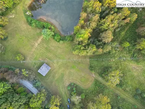 8405 Elk Creek Rd, Deep Gap, NC 28618 photo 2