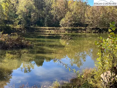 8405 Elk Creek Rd, Deep Gap, NC 28618 photo 28