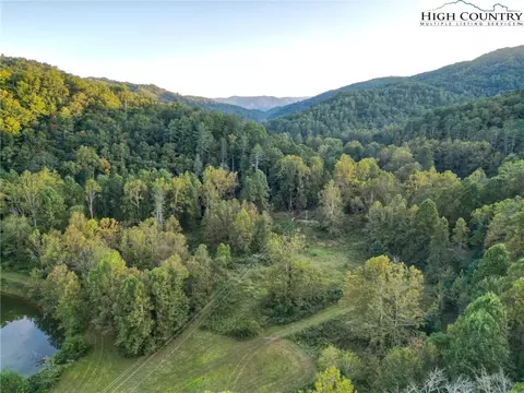 8405 Elk Creek Rd, Deep Gap, NC 28618 photo 21