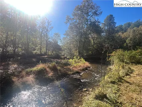 8405 Elk Creek Rd, Deep Gap, NC 28618 photo 36