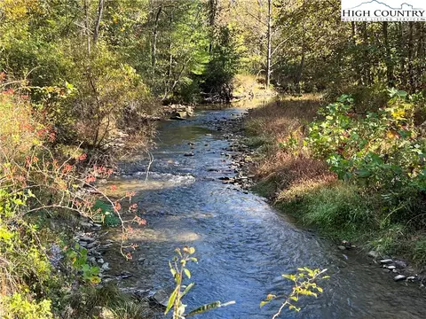 8405 Elk Creek Rd, Deep Gap, NC 28618 photo 34