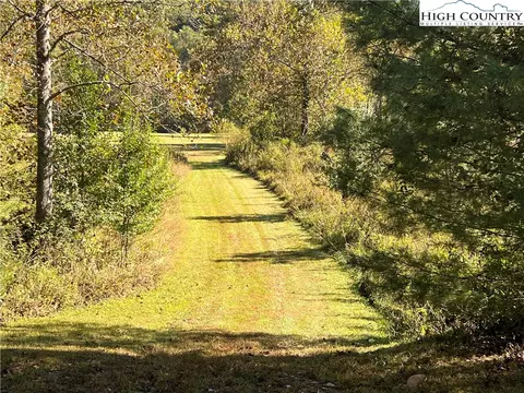 8405 Elk Creek Rd, Deep Gap, NC 28618 photo 31