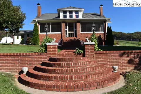 1114 Bledsoe Creek Rd, Sparta, NC 28675