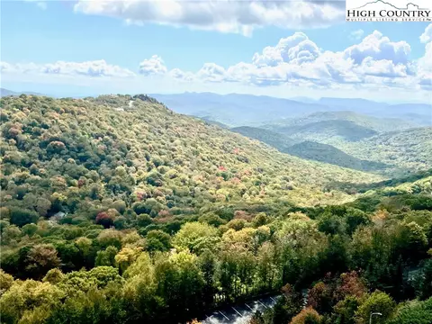 303 Sugar Top Dr #8-2824, Sugar Mountain, NC 28604