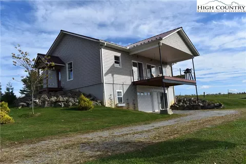 27 Crest Ridge Ln, Ennice, NC 28623