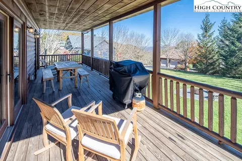 285 Four Diamond Dr, Seven Devils, NC 28604 photo 27