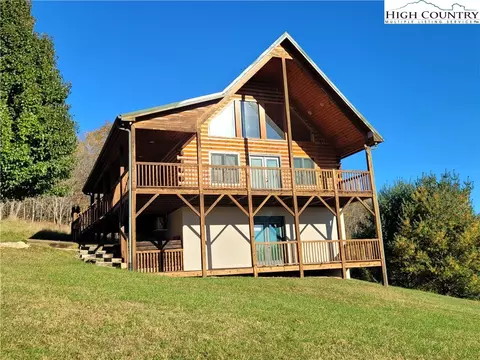 154 Canaveral Way, Piney Creek, NC 28663