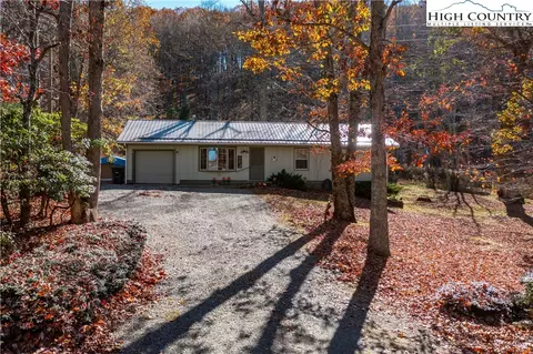 150 Timberlake St, Sparta, NC 28675