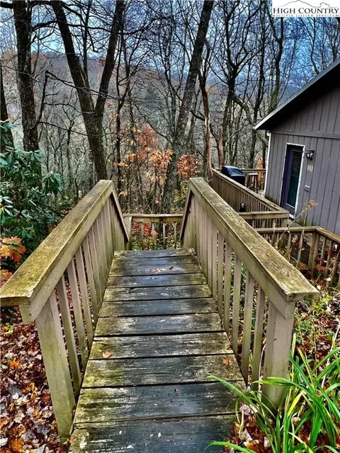 250 Williams Ridge Rd, Boone, NC 28607 photo 3