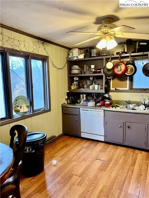 250 Williams Ridge Rd, Boone, NC 28607 photo 9