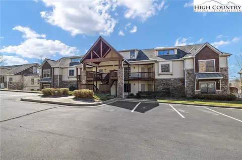 130 Caribou Ct # -D, Banner Elk, NC 28604