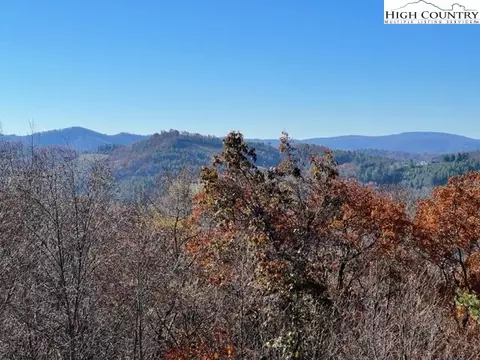 315 Secluded Ln, West Jefferson, NC 28694