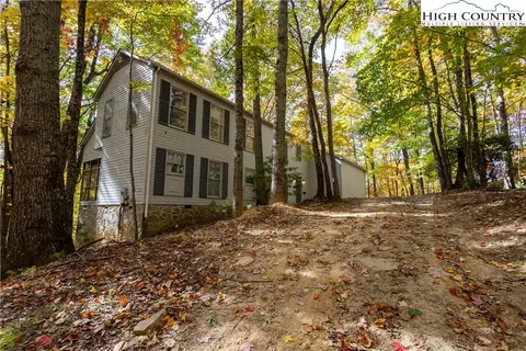 1228 Powder Horn Mountain Rd, Deep Gap, NC 28618
