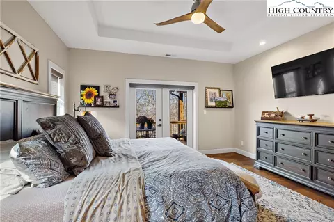 Bedroom - 103 Wintergreen Way Rd, Beech Mountain, NC 28604 photo 3 of 9