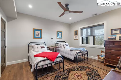 Bedroom - 103 Wintergreen Way Rd, Beech Mountain, NC 28604 photo 7 of 9