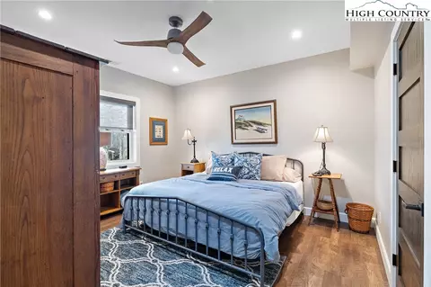 Bedroom - 103 Wintergreen Way Rd, Beech Mountain, NC 28604 photo 6 of 9