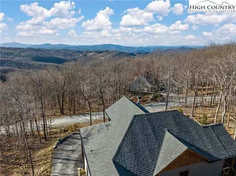 View/Area - 103 Wintergreen Way Rd, Beech Mountain, NC 28604 photo 2 of 8