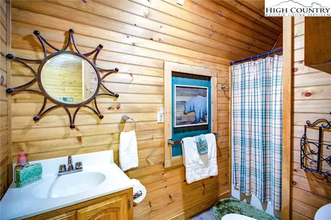 4180 Three Top Rd, Todd, NC 28684 photo 11