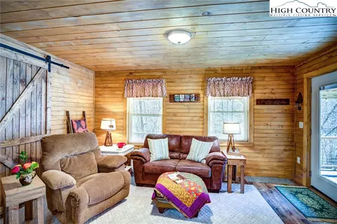 4180 Three Top Rd, Todd, NC 28684 photo 5