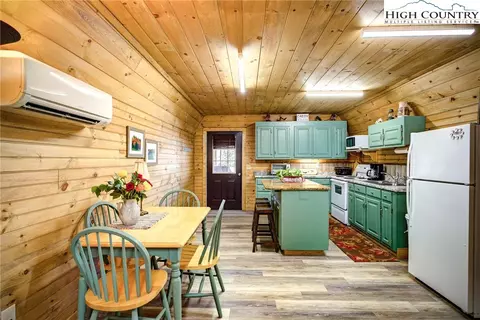 4180 Three Top Rd, Todd, NC 28684 photo 18
