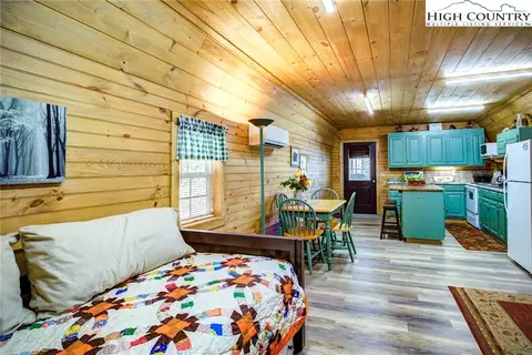 4180 Three Top Rd, Todd, NC 28684 photo 14