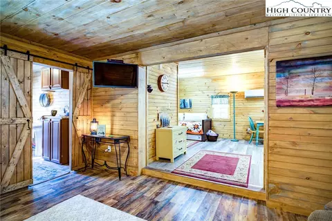 4180 Three Top Rd, Todd, NC 28684 photo 8