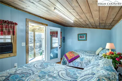 4180 Three Top Rd, Todd, NC 28684 photo 40