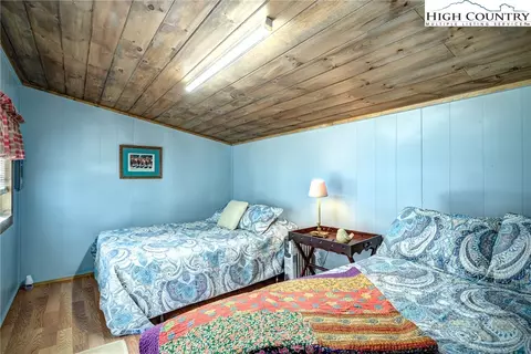 4180 Three Top Rd, Todd, NC 28684 photo 39