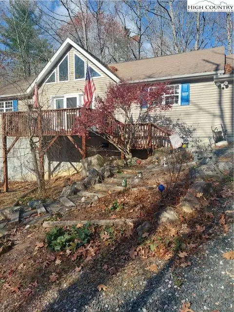 88 Goldfinch Rd, Newland, NC 28657