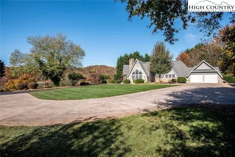 608 Arbor Grove Church Rd, Millers Creek, NC 28651