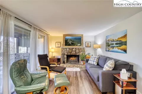 149 Slope View Rd #C14, Sugar Mountain, NC 28604