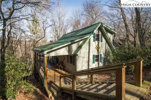 437 Bear Ridge Trl, Fleetwood, NC 28626