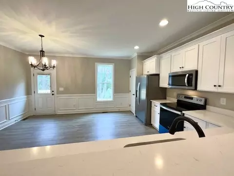24 Kennington Way, Roaring Gap, NC 28668 photo 7
